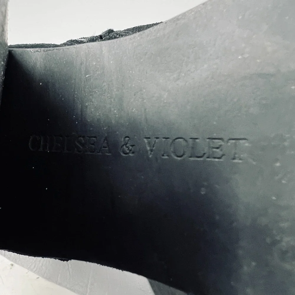 Chelsea & Violet Womens Boots 7M Black Suede Leather Upper Block Heel Buckle Zip